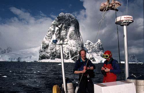 {short description of image}